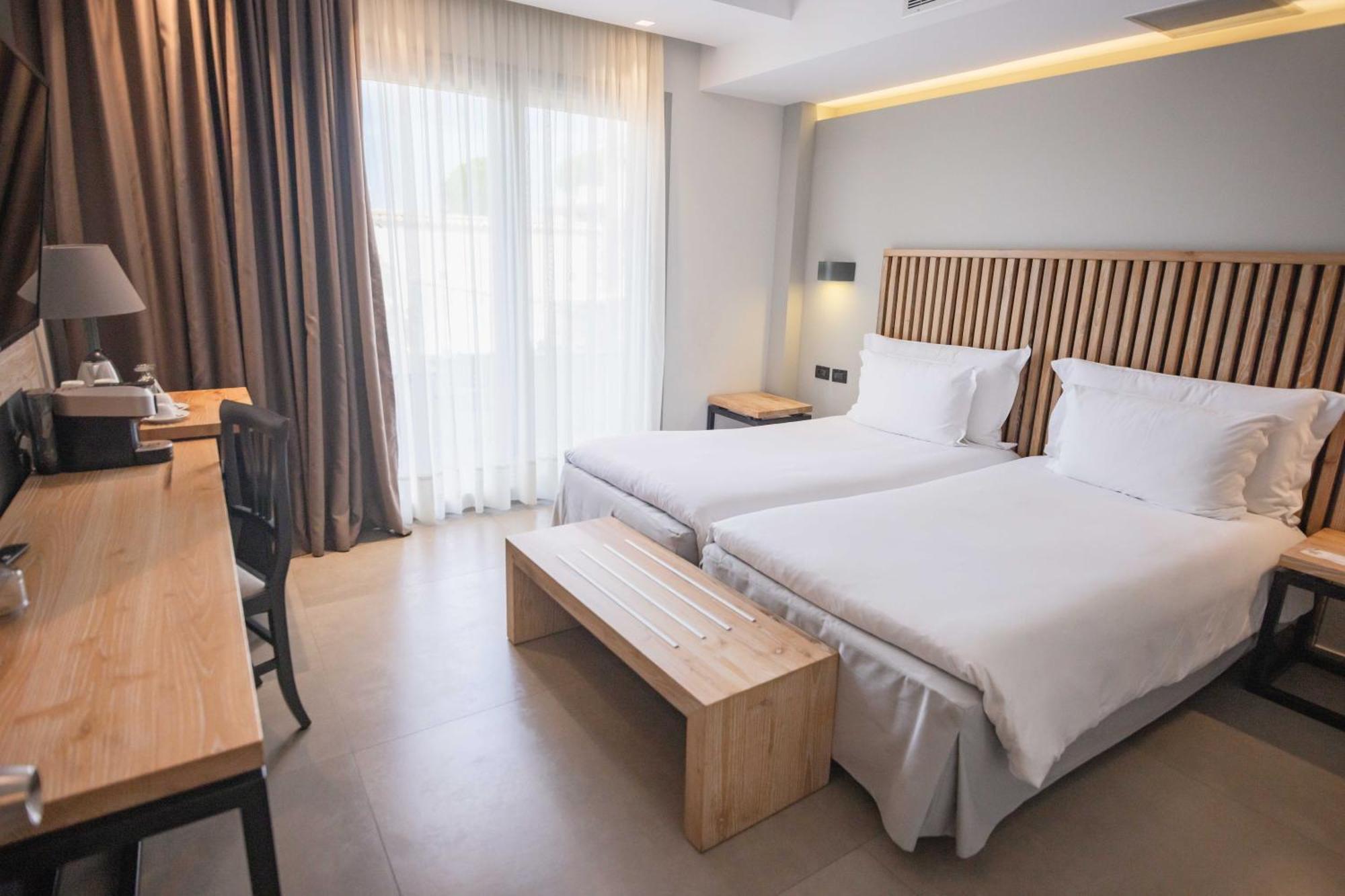 Movenpick Resort Agios Nikolaos Sivota Exterior photo